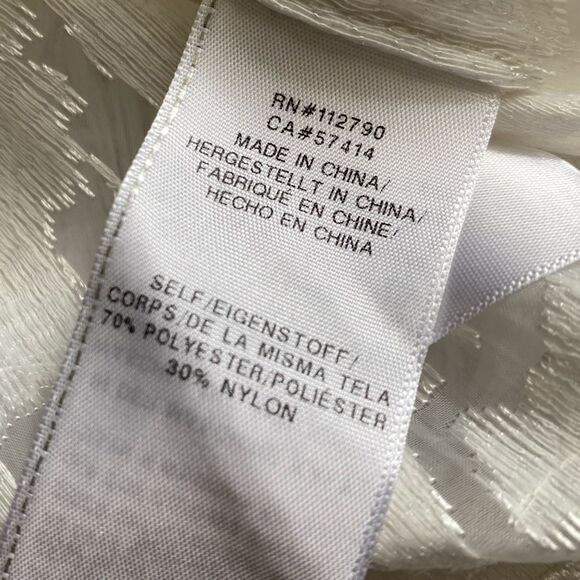 True Religion Lace Sheer Boxy Top White Keyhole Opening Lightweight Women Medium - Picture 7 of 7